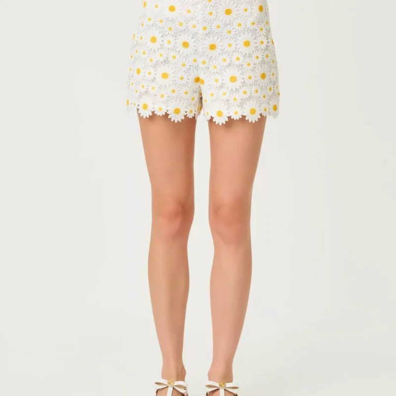 021503 resortwhitefreshasadaisylace a2 sf - theclosetparis