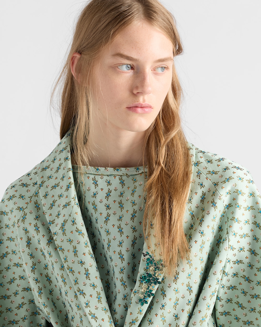 Prada Single-Breasted Floral Jacquard Duchesse Coat | Luxury Floral Designer Coat for Women - Image 4